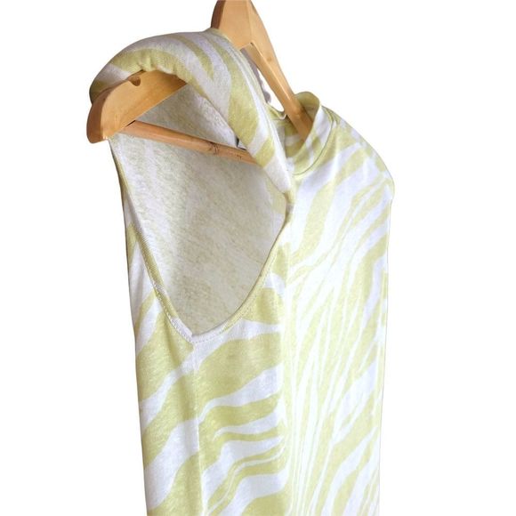 Sen Padded Shoulder Tee Tank Small - Picture 8 of 8